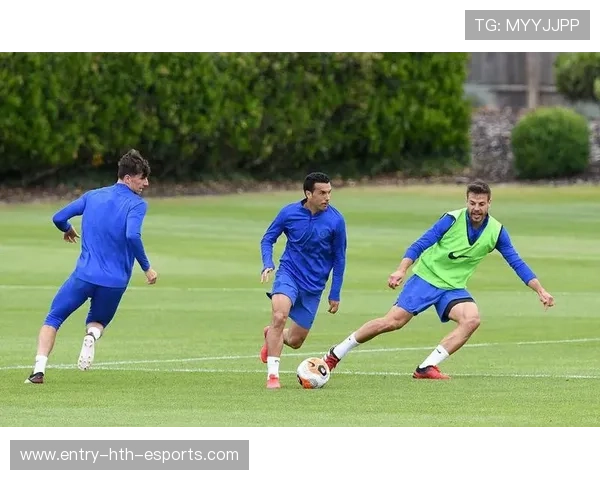 球员近期训练花絮报道，职业球员训练时间